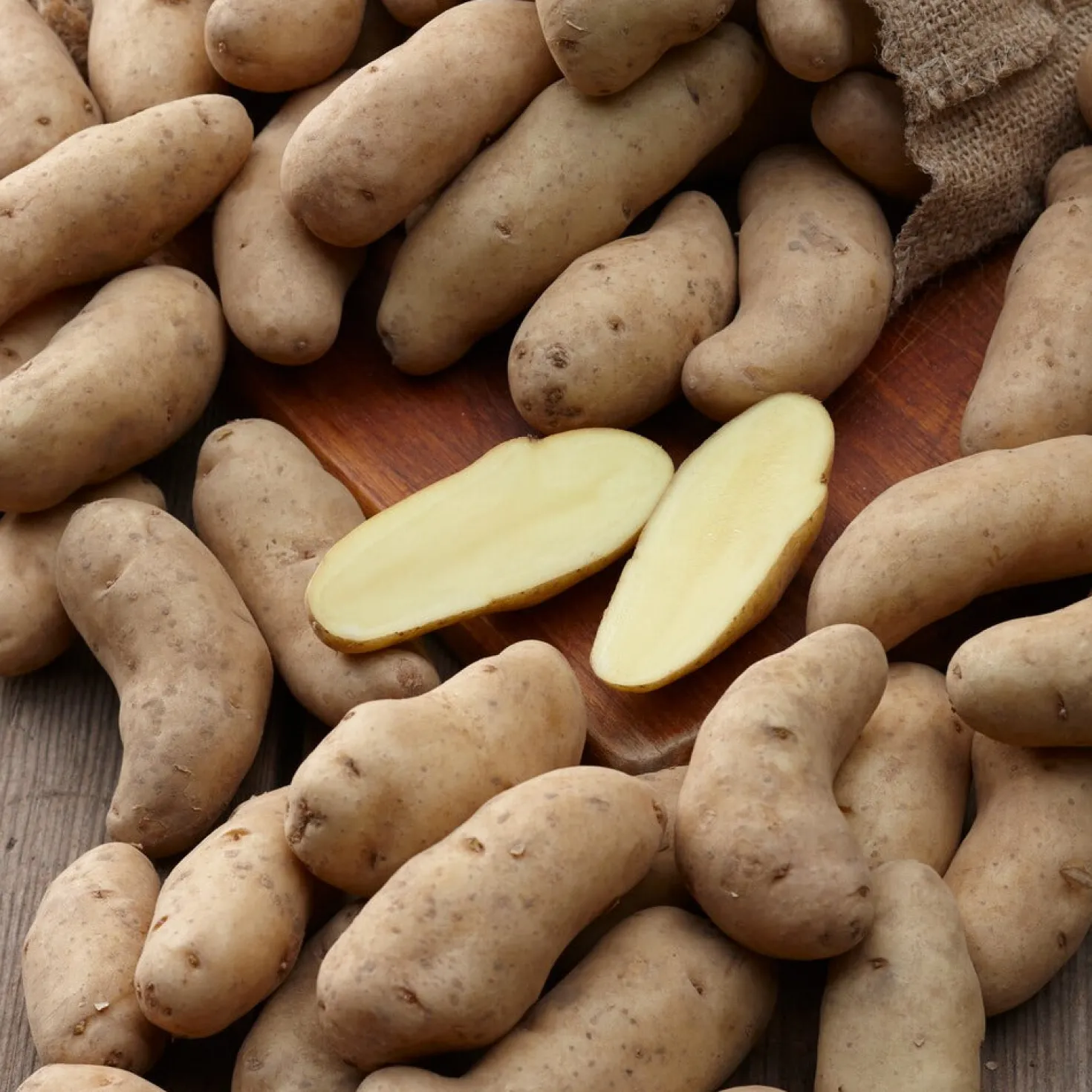 Kartoffeln ‘Ratte’ (x25) - Feiner Nussgeschmack im Beet